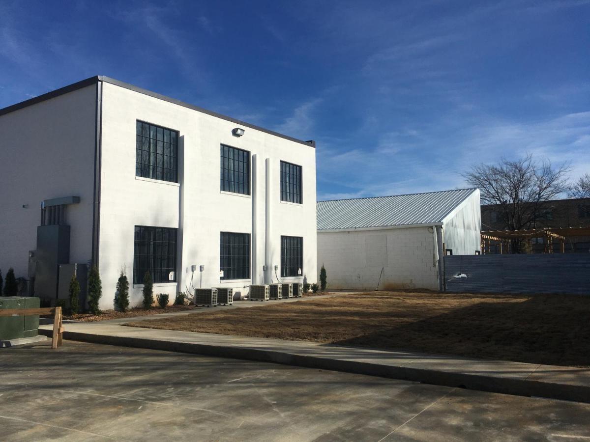 The Hotel At Huntington Square Jonesboro Exterior photo